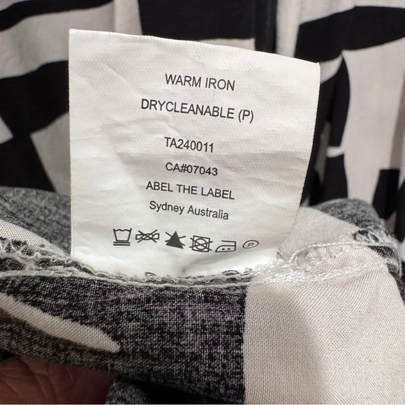 Anthropologie Abel the Label Abstract Sol Aztec Maxi Dress Boho Retro Black XL - Picture 8 of 8